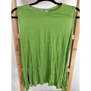 NWT Shana Green Scoop Neck Crinkle Tank Top #1121 Size SMALL